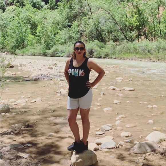 Meet your Posher, Emeralda - Picture 1 of 1